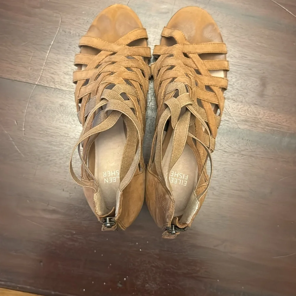 Eileen Fisher tan heeled women’s wedge sandals size 8